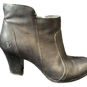 EUC Black Born Leather Ankle Boots sz 8
